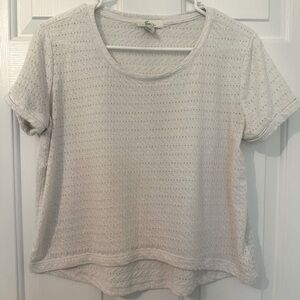 Women’s Flowy White Short Sleeve Top - Small